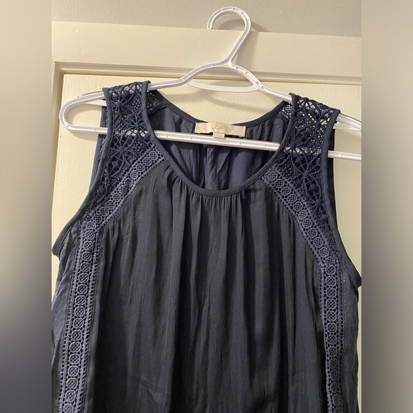 LOFT Sleeveless Top - Picture 3 of 6